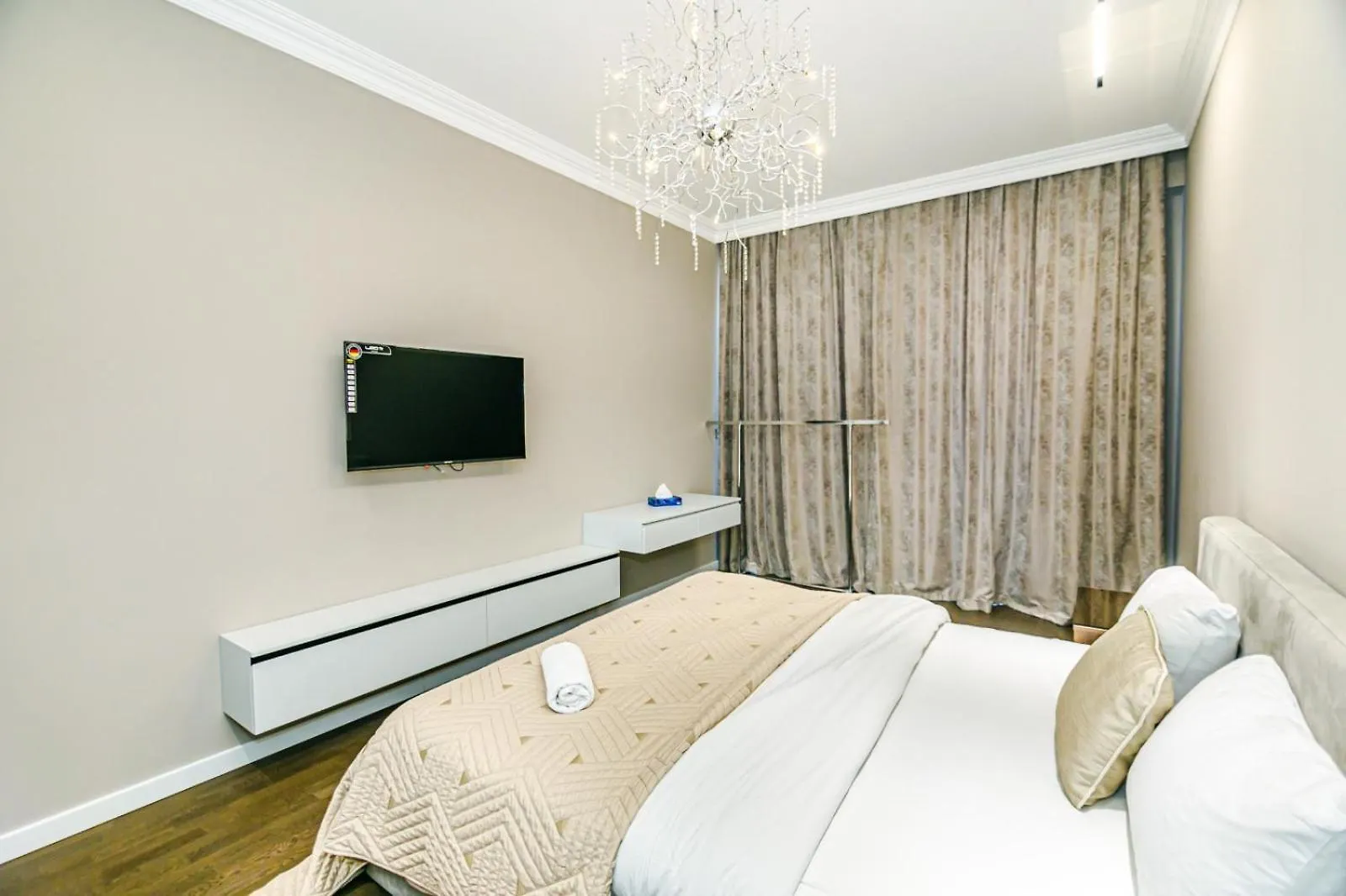 Megafun Apartment 3 Bedroom Μπακού