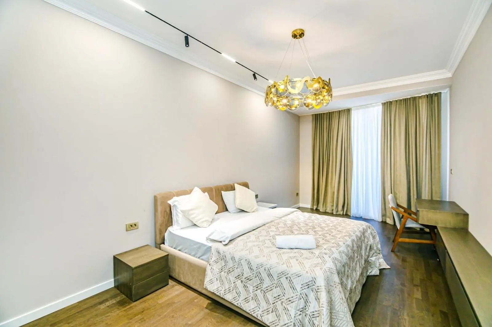 Megafun Apartment 3 Bedroom Μπακού