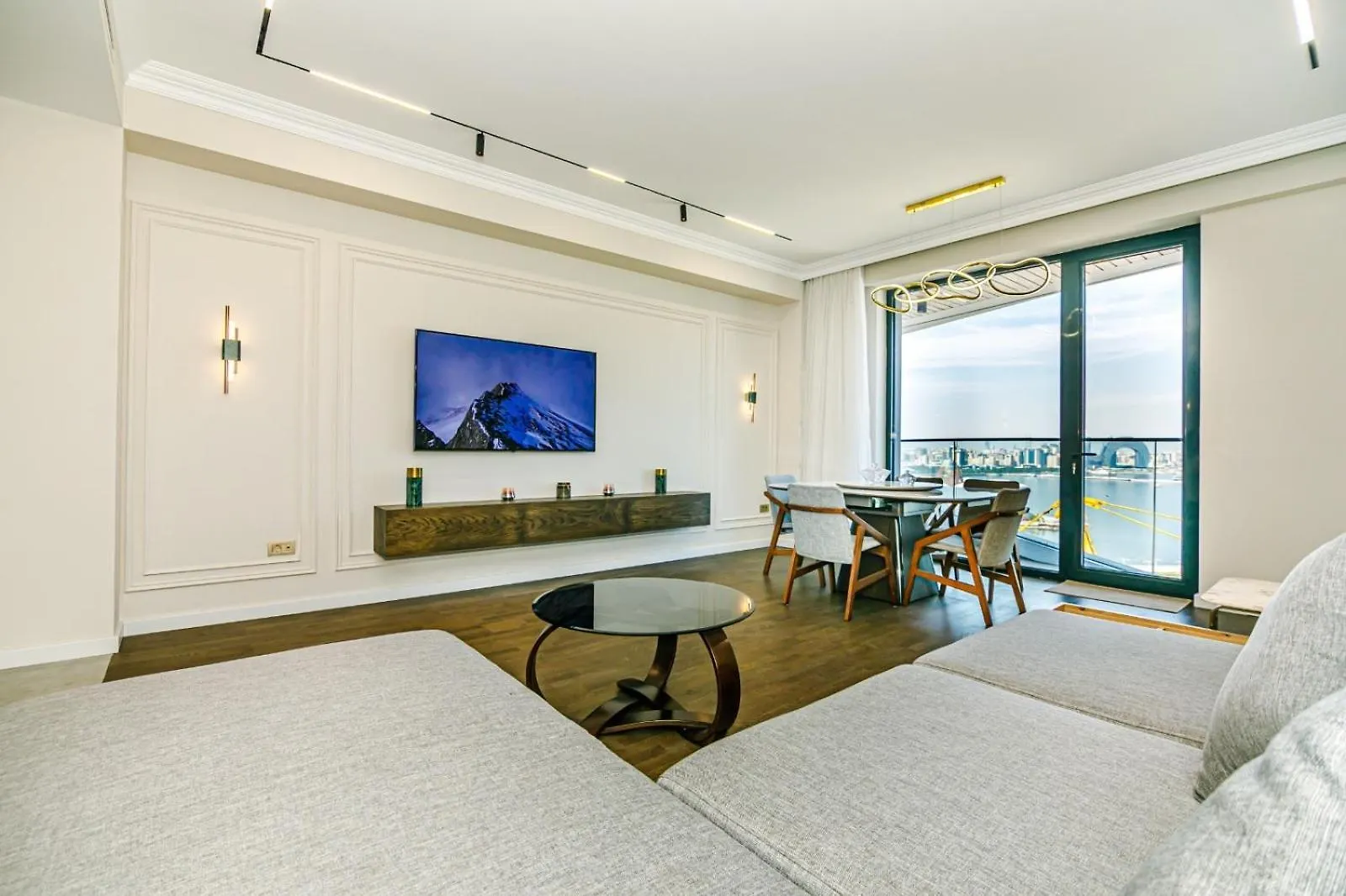 Megafun Apartment 3 Bedroom Μπακού 0*,