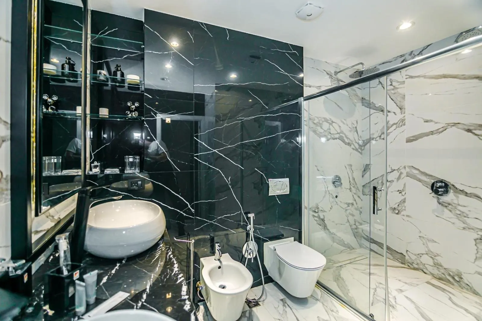 Megafun Apartment 3 Bedroom Μπακού